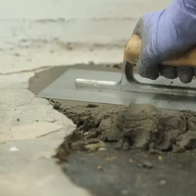 Выбоины и сколы